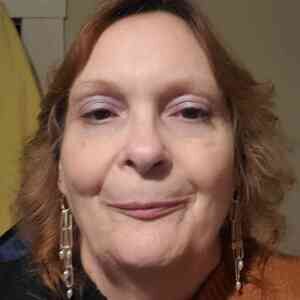 Meet your Posher, Janelle